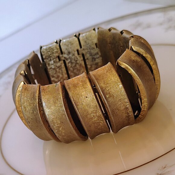 Vintage Rare MCM PAMAR Gold Tone 14 Segments Cuff Bracelet Chunky - Picture 5 of 6